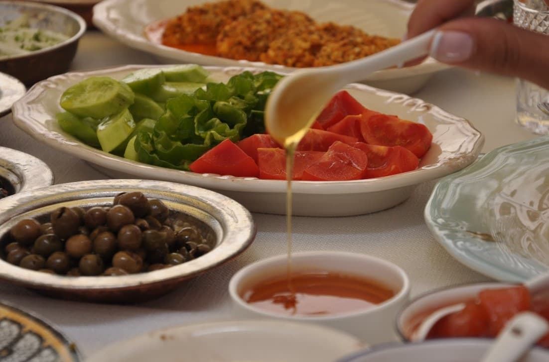 Gaziantep sofrasında paylaşım anı